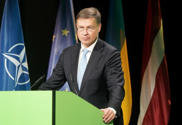 Dombrovskis Scares Europe... with Economic Shock
