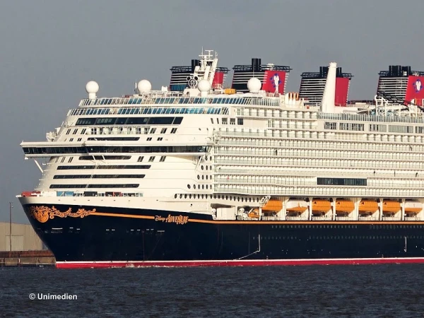 Nearly 7,000 Passengers: Disney Launches Its Largest Cruise Ship