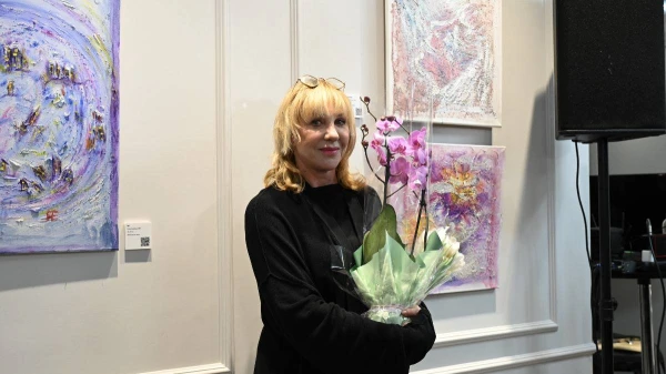 Actress Elena Yakovleva Reveals a New Side to the Public