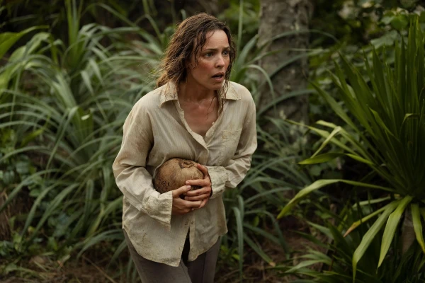 Кадр из фильма "Помогите" (2026)