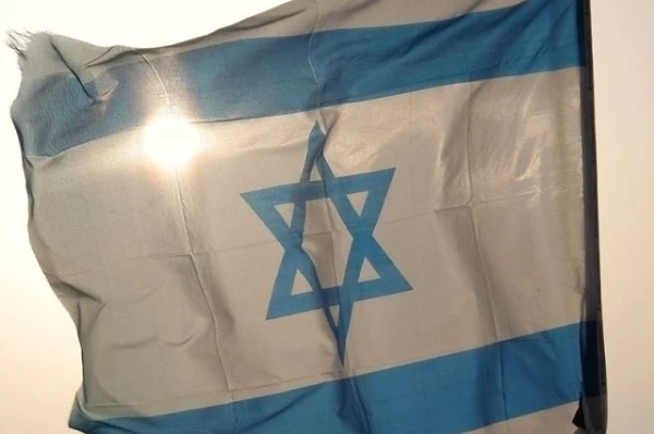 Israel announces new powerful strikes on Tehran