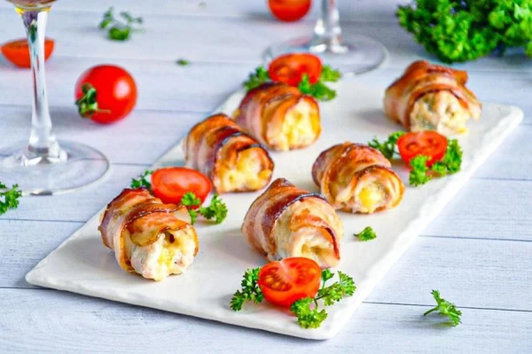 Chicken Rolls with Tomatoes and Mozzarella