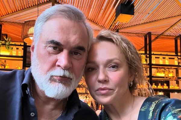 Rare Family Shots: Dzhanaeva Showed Meladze and Their Grown Children