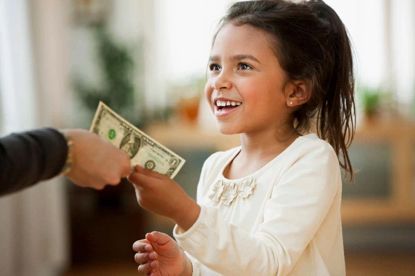 Should Children Get Pocket Money: Psychologists Explain the Pros and Risks