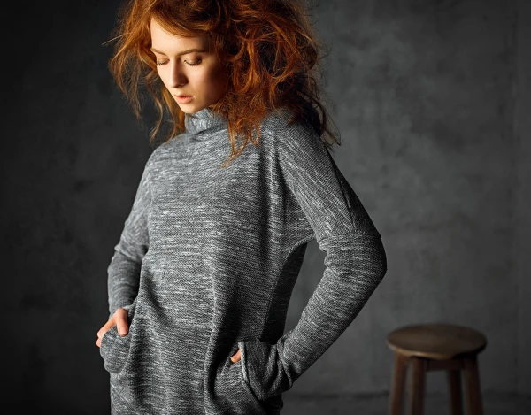 Five Shades That Make an Outfit Outdated in 2026