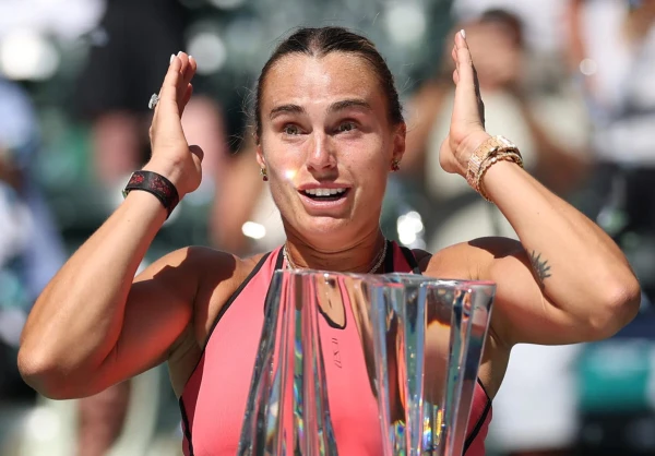 Arina Sobolenko Surpasses Martina Hingis in Consecutive Weeks as World No. 1