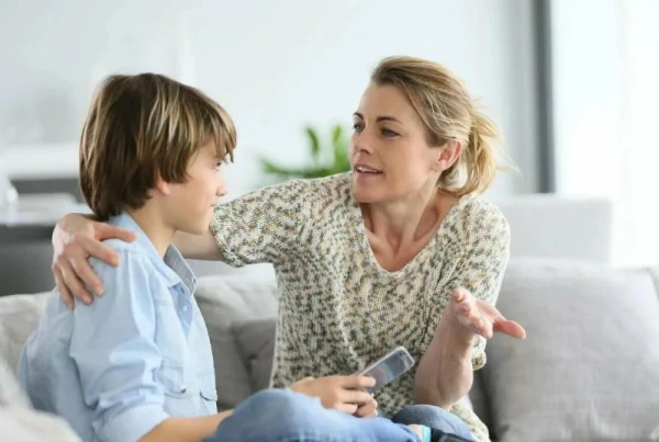 Children and Personal Boundaries: How to Avoid Extremes in Parenting