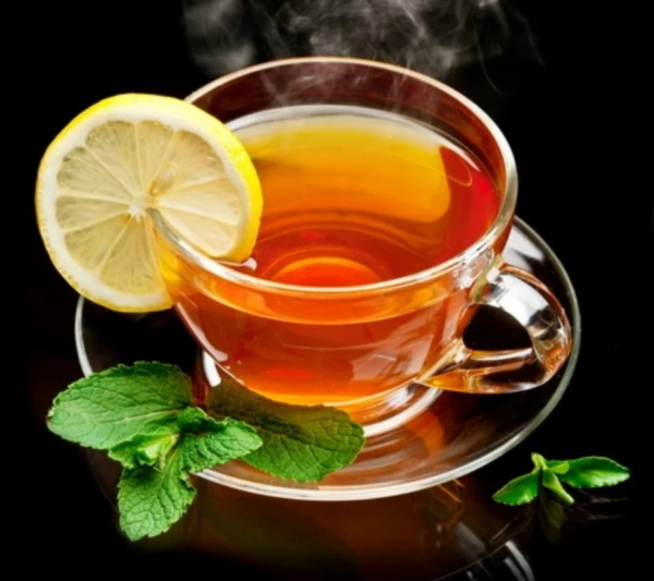 Tea with Lemon: Benefit or Illusion? Experts Explain