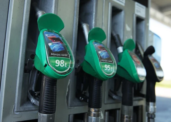 The Competition Council is "monitoring fluctuations" in fuel prices in Latvia
