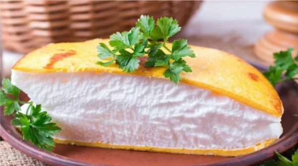 Omelet according to Madame Poulard's recipe: how to prepare a popular and delicious French breakfast?