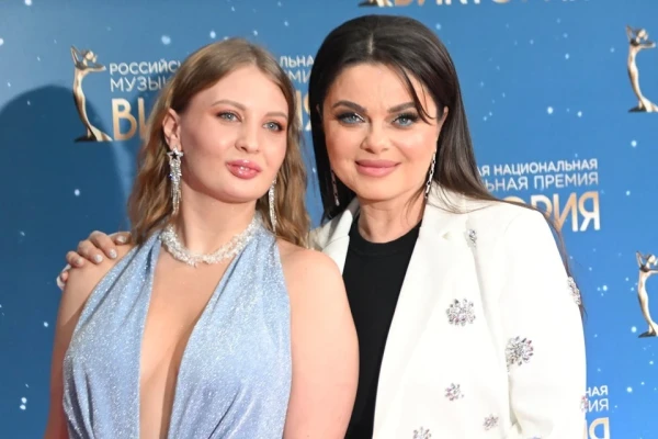 Две самых близких женщины Архипа.