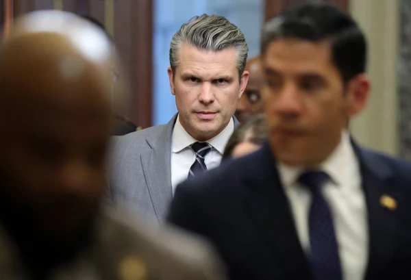 Этот мачо настроен весьма решительно.