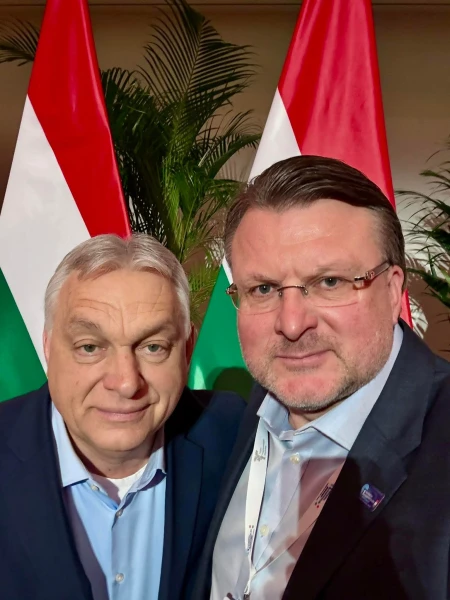 Slesers Arrived in Budapest