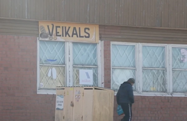 Concerns are being raised that residents of the border area will soon have nowhere to buy food