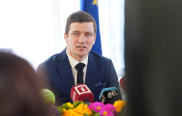 Oh, no, there's no need to rush: the Central Election Commission does not want to take responsibility for returning to manual vote counting