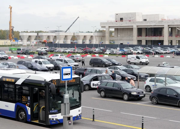 From the city center to the airport — at any time: Riga prepares for night flights