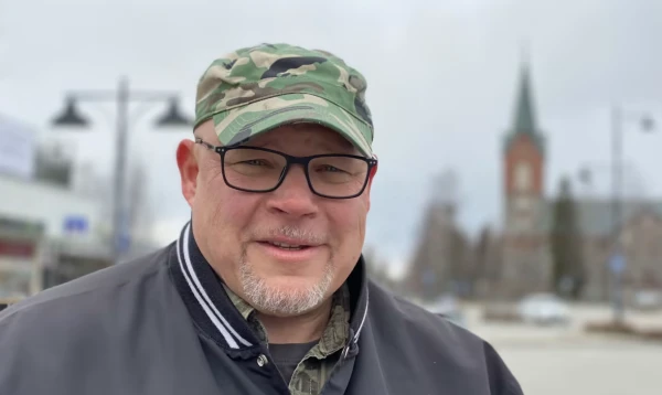 Слишком горячий финский парень.