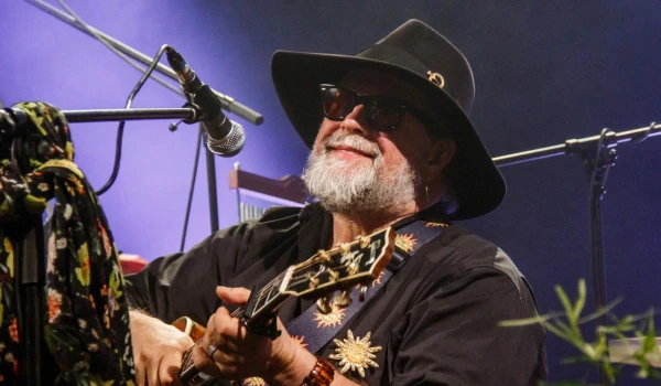 A New Life in London: Grebenshchikov Obtained a British Passport