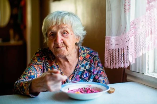 How to Live to 100 Years. A Doctor Reveals What Centenarians Eat