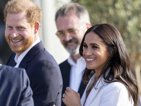 Megan and Harry's Neighbors Speak Out: 'They Only Want Money!'