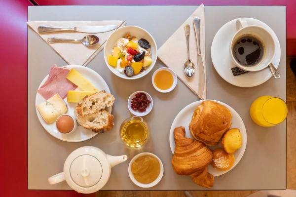Continental Breakfast in Hotels: Why You Might Stay Hungry