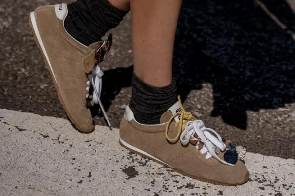Main Sneaker Trends Spring–Summer: What to Wear in the New Season