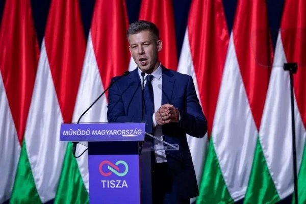 С ним национальные цвета.