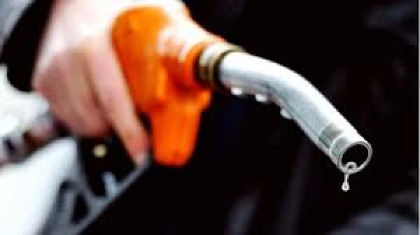 Private car owners can only receive 15 liters of gasoline per week...