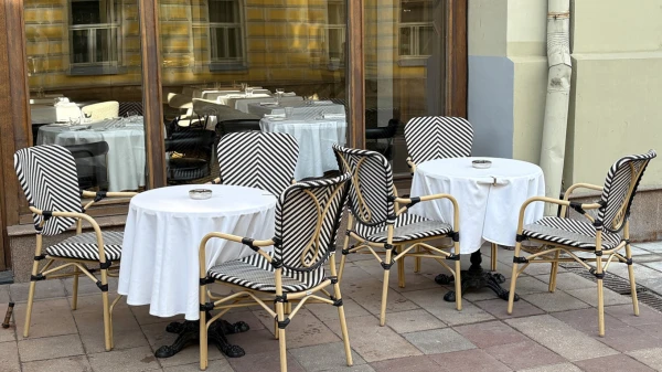 Самый дорогой рынок страны упал и не поднялся.