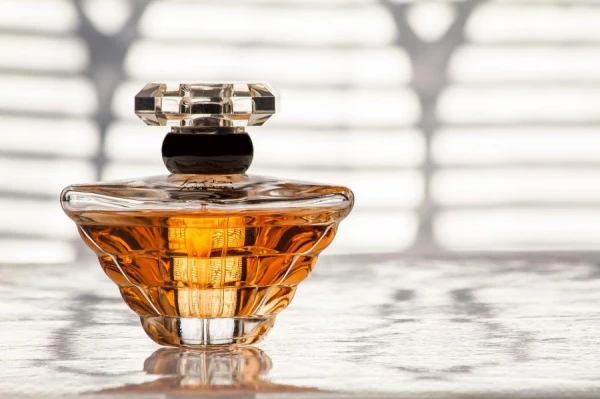 Why Do Perfumes Lose Their Scent? Three Reasons for Their Deterioration