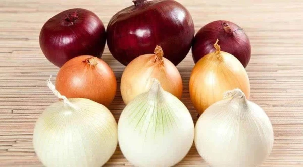 Differences Between White, Red, Yellow, and Sweet Onions