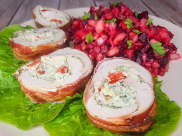 Chicken Roll-Ups with Cheese and Spinach: Perfect Appetizer or Main Dish