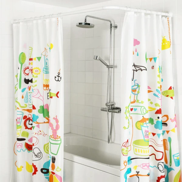 Shower Curtain: To Keep It Open or Closed?