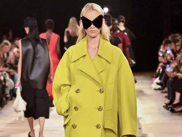 Chartreuse: The Juicy Shade of Spring 2026 That Will Ignite Your Wardrobe