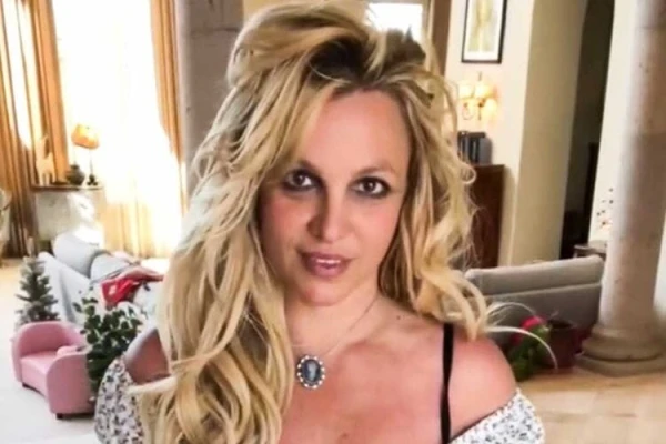 Britney Spears Shines on a Yacht with Her Sons, Showing Off Her Famous 'Wild' Dance Moves