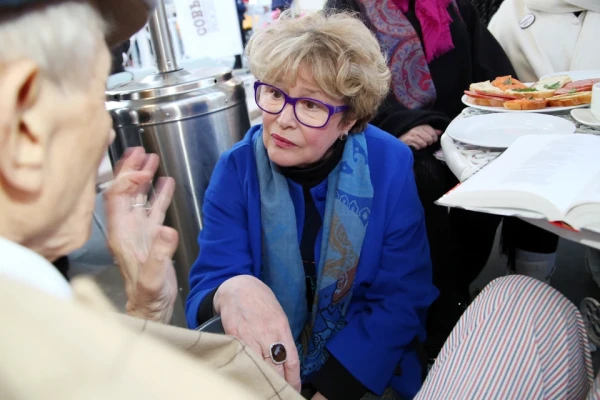 “My Incredible Mom”: How Actress Neelova Looks at 79