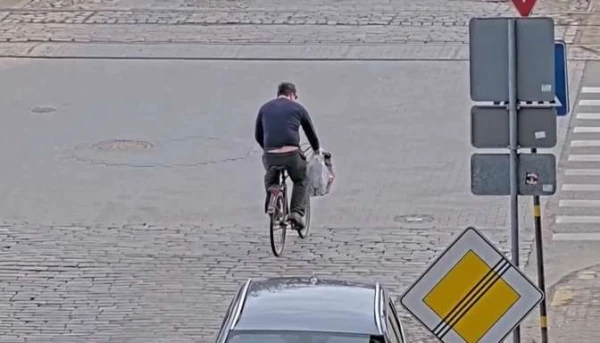 A Strange Guy Was Riding a Bicycle in Daugavpils: He Wasn't Drunk, but He Still Faces a Fine
