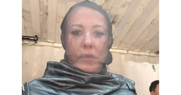 "Buried by demons": Ksenia Sobchak's extravagant look in Shanghai sparked heated debates and comparisons