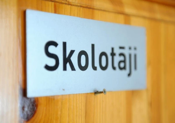 Residents of Latvia Named the Reasons Why Teachers Quit Their Jobs