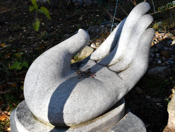 Due to the bureaucratic perfectionism of Latvia, it is time to start fearing poverty - economist