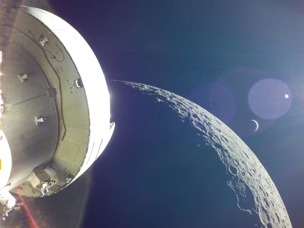 The Crew of Orion Sees Part of the Moon Previously Unseen by Human Eyes