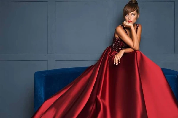 Red is the Color of Attraction: What Psychology Says