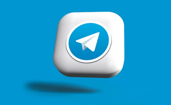 Telegram has started marking users of unofficial messenger clients