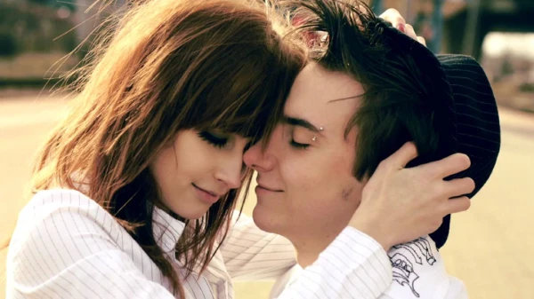 8 Special Acts: How a Man Shows True Love for a Woman