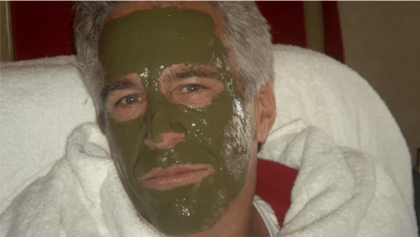 “Epstein Lives!” Elon Musk's Father Questions Epstein's Death