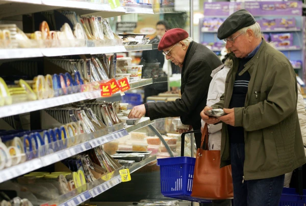 Striking Iran, but hitting Latvia: how the war in the Middle East affects prices in Riga's supermarkets