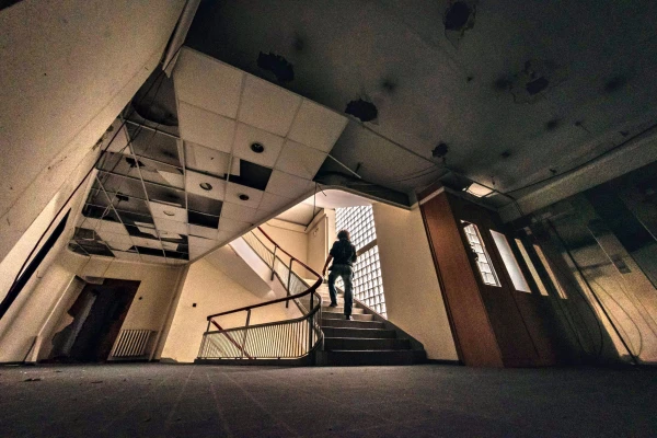 Тяжело ходить по заброшенному, родному предприятию.