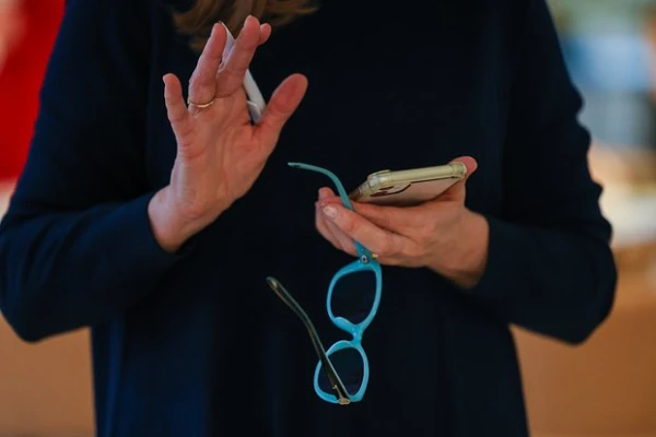 Smartphone Users Urged to Change Their PIN Codes Immediately