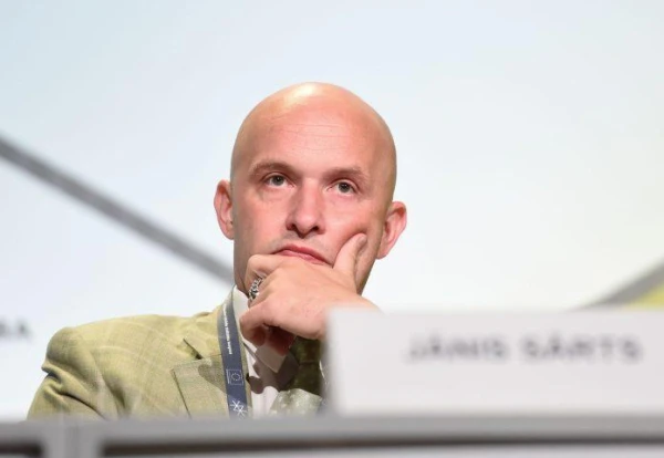 “If the Russians come here for the third time, it will be the end of the nation.” What does Sarts think about this?