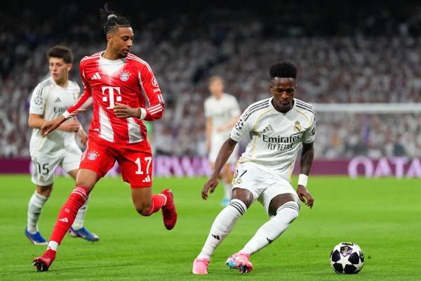 Champions League. Bayern achieved an away victory in a super match against Real Madrid, while Arsenal edged past Sporting